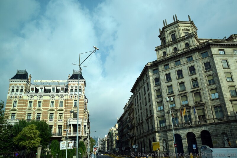 Mutua Universal Building in Barcelona.jpg