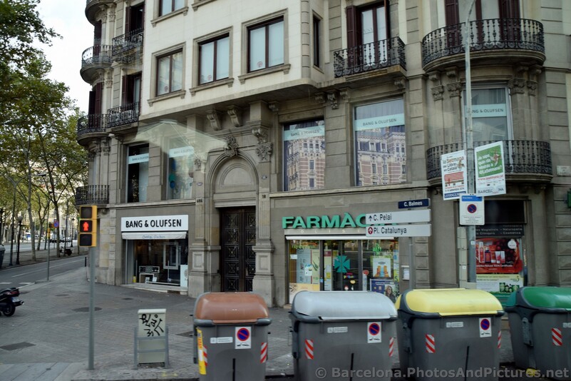 Bang & Olufsen Store in Barcelona.jpg