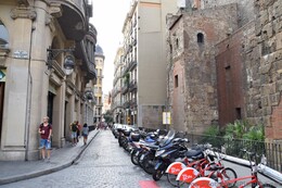 Placa de Ramon Berenguer el Gran Side Street.jpg