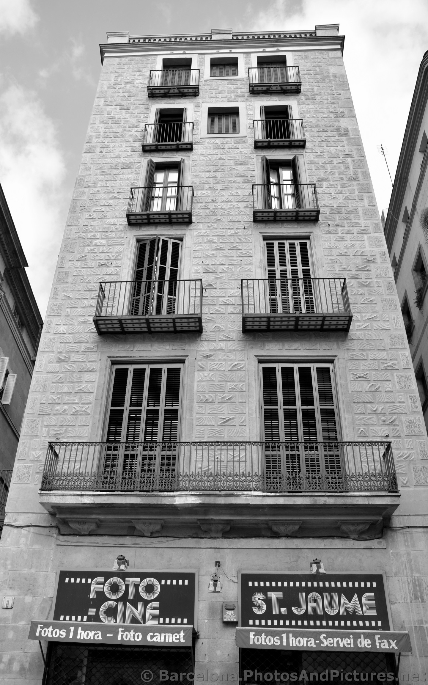 One Hour Photo at Placa Sant Jaume Barcelona.jpg