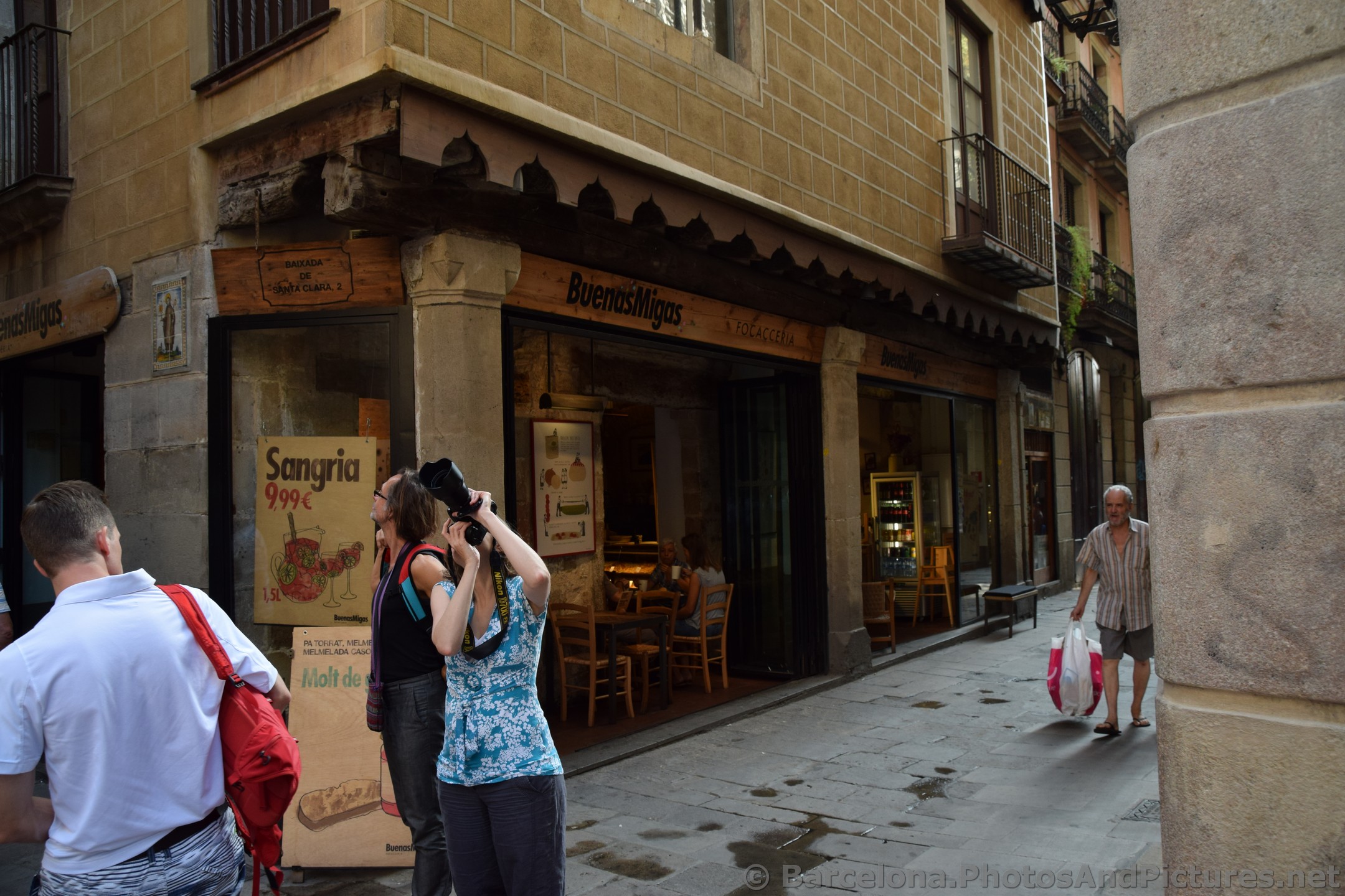 Buenas Migas focacceria on Baixada de Santa Clara Barcelona.jpg