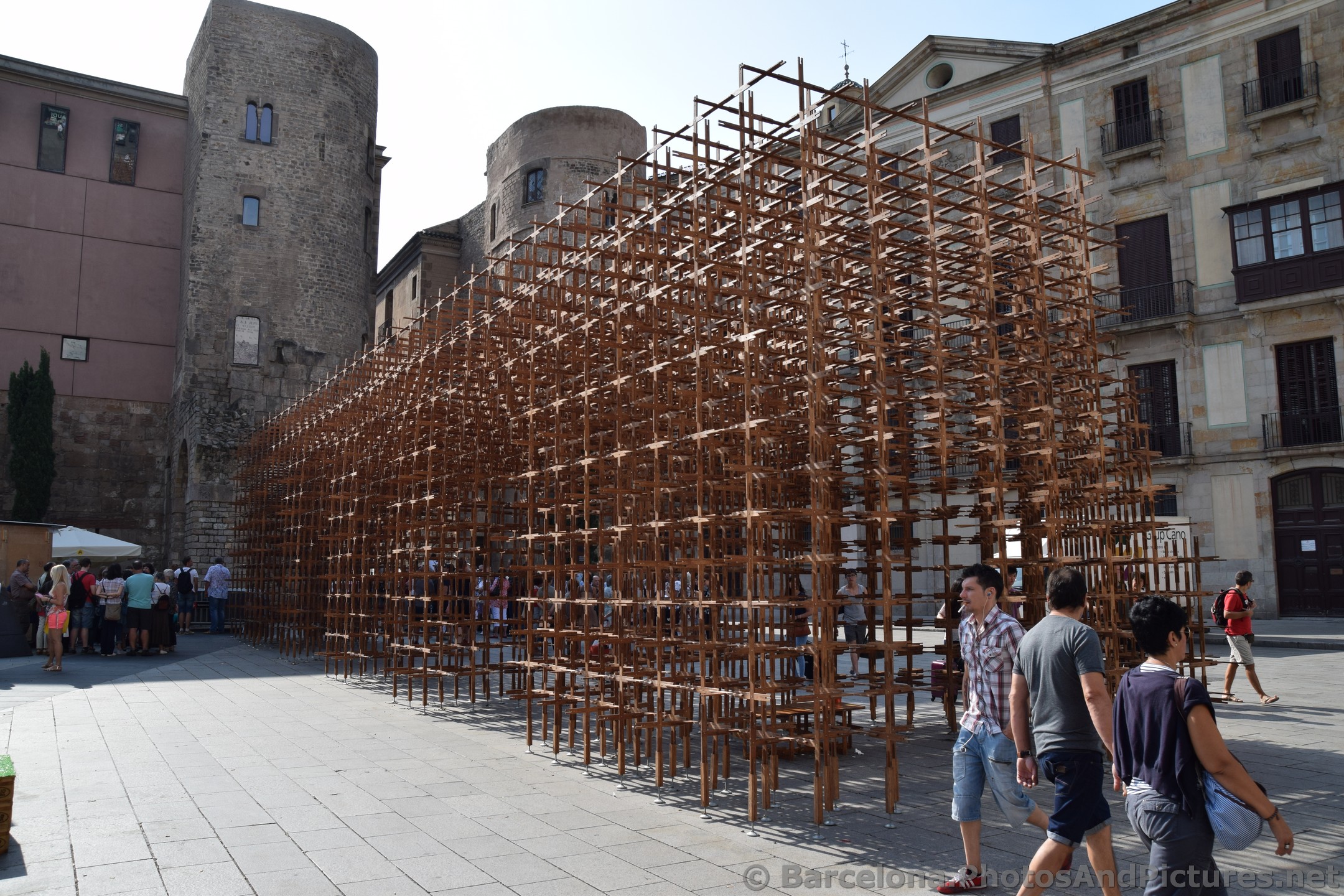 Wooden Sticks Cubic Sculpture next to Barcelona Cathedral.jpg