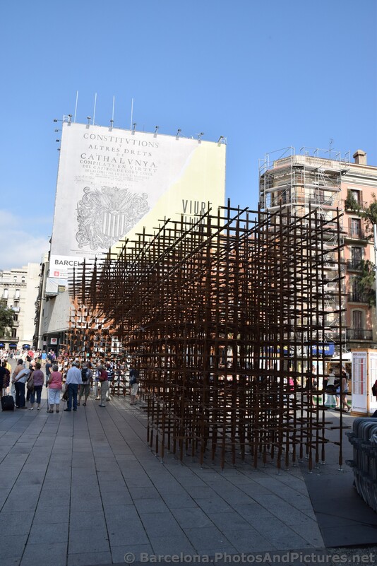 Wooden Lattice art Found outside of Barcelona Cathedral.jpg