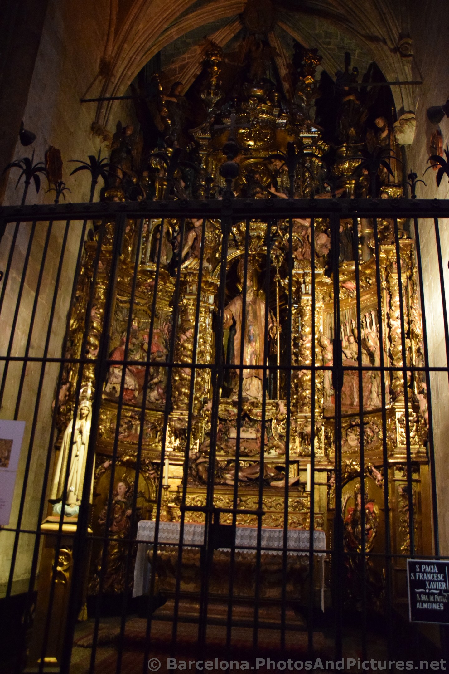 Saint Francis Xavier Shrine within Barcelona Cathedral.jpg