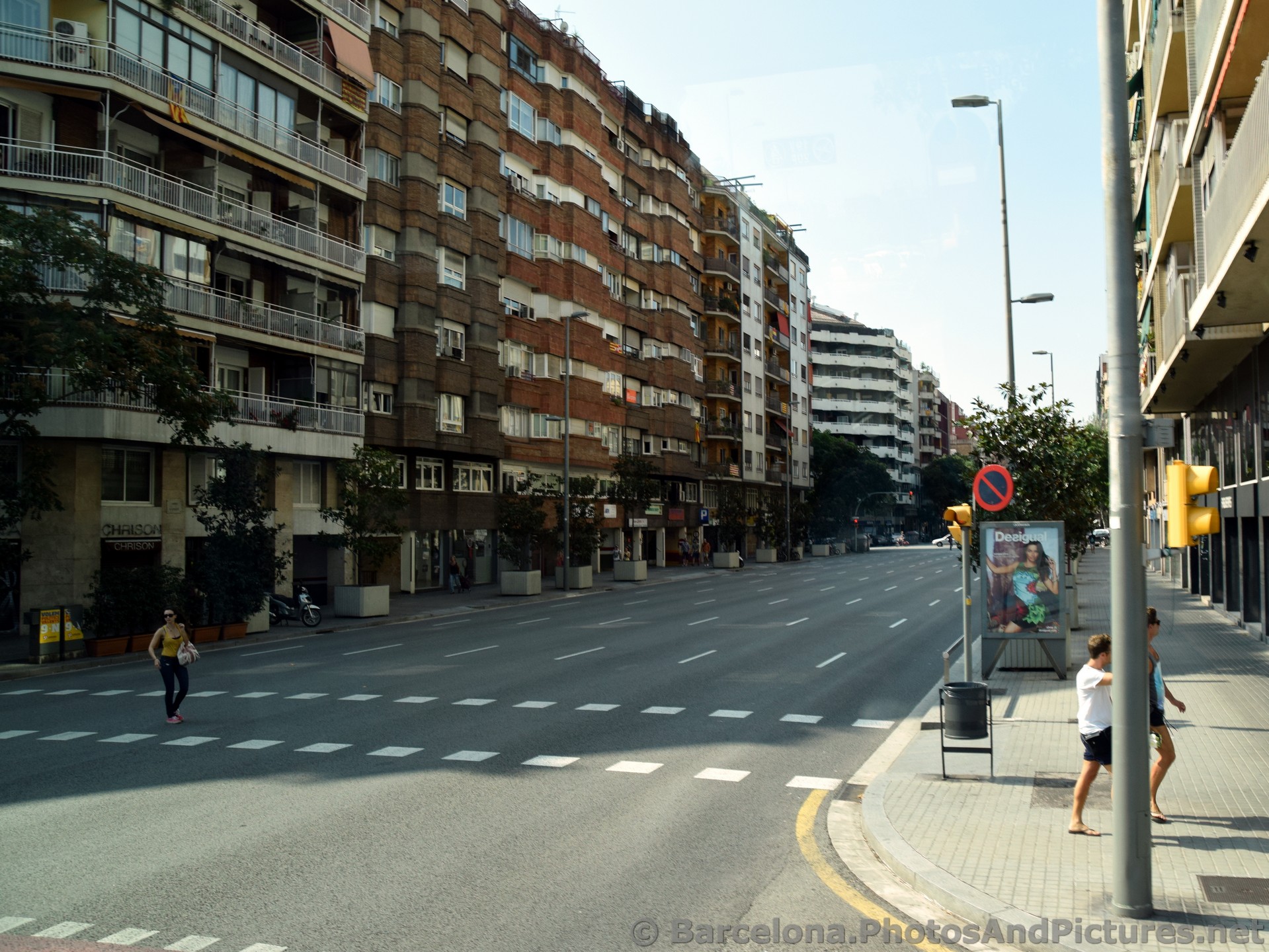 Wide Street Carrer de Arago of Barcelona.jpg