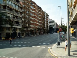 Wide Street Carrer de Arago of Barcelona.jpg