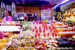 Fresh Fruit Stall @ Mercat de la Boqueria.jpg