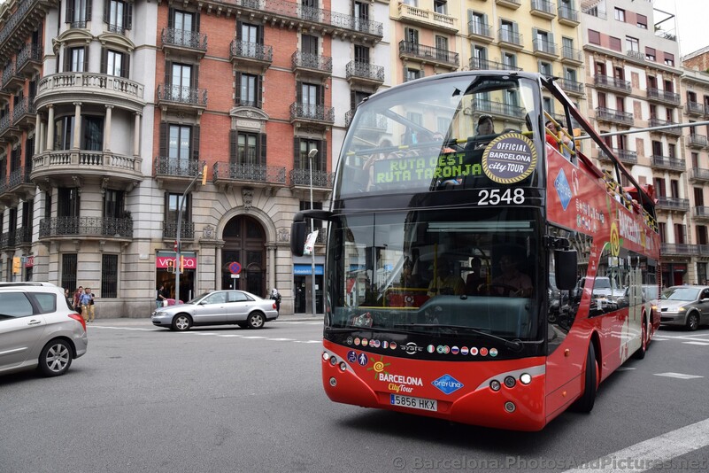 Picture of Gray Line Barcelona City Tour Bus.jpg