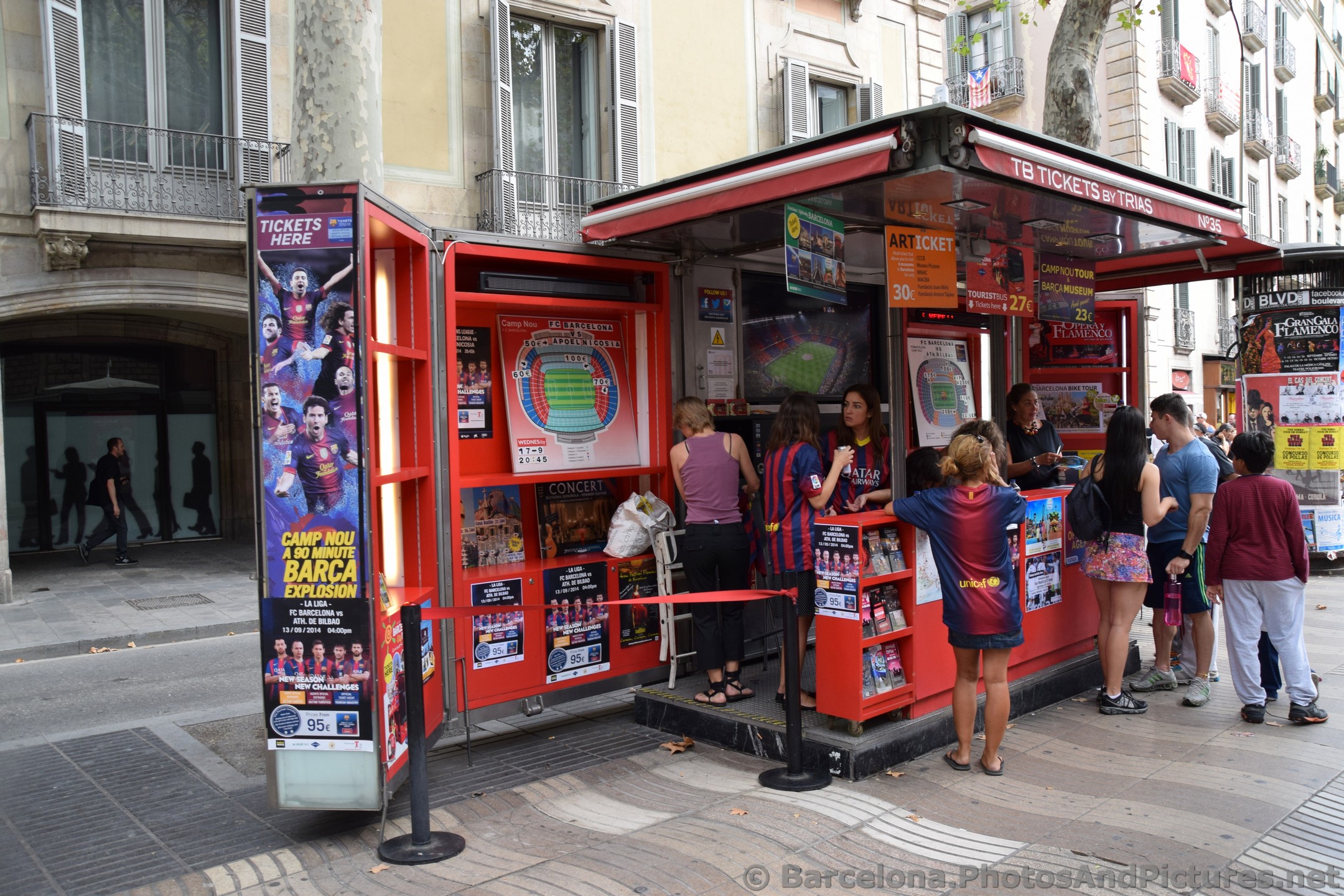 TB Tickets by Trias Kiosk @ La Rambla.jpg