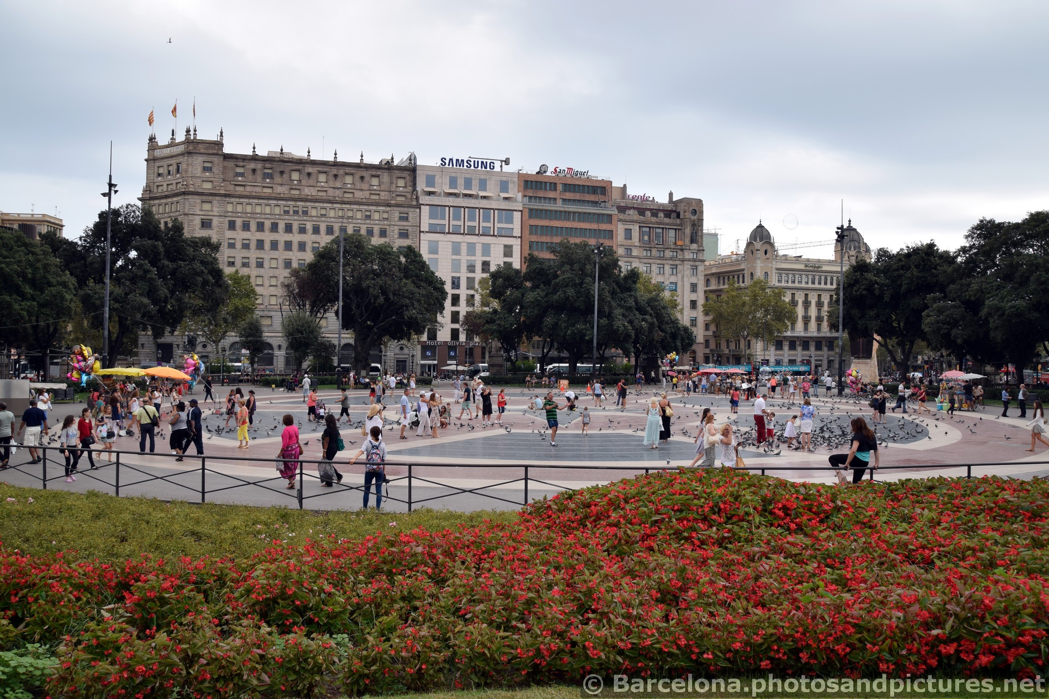 Samsung San Miquel Buildings behind Catalunya Square.jpg