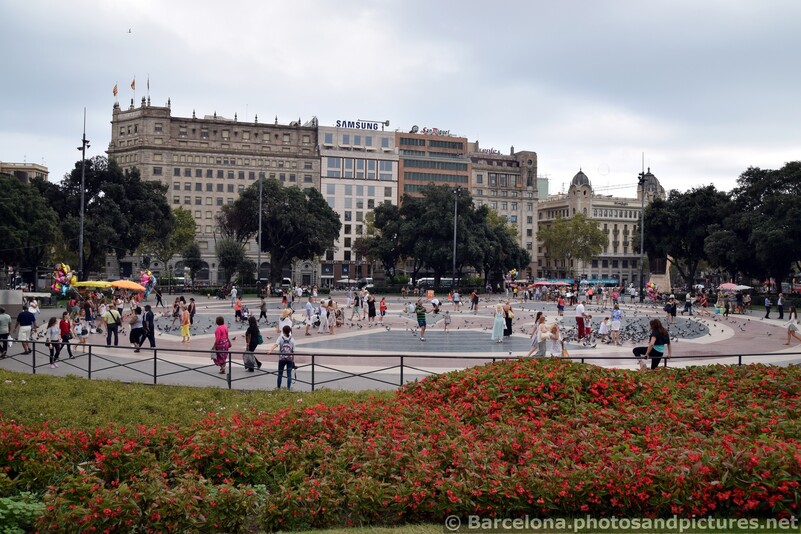 Samsung San Miquel Buildings behind Catalunya Square.jpg