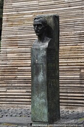 Francesc Macia Head Bust @ Catalunya Square.jpg